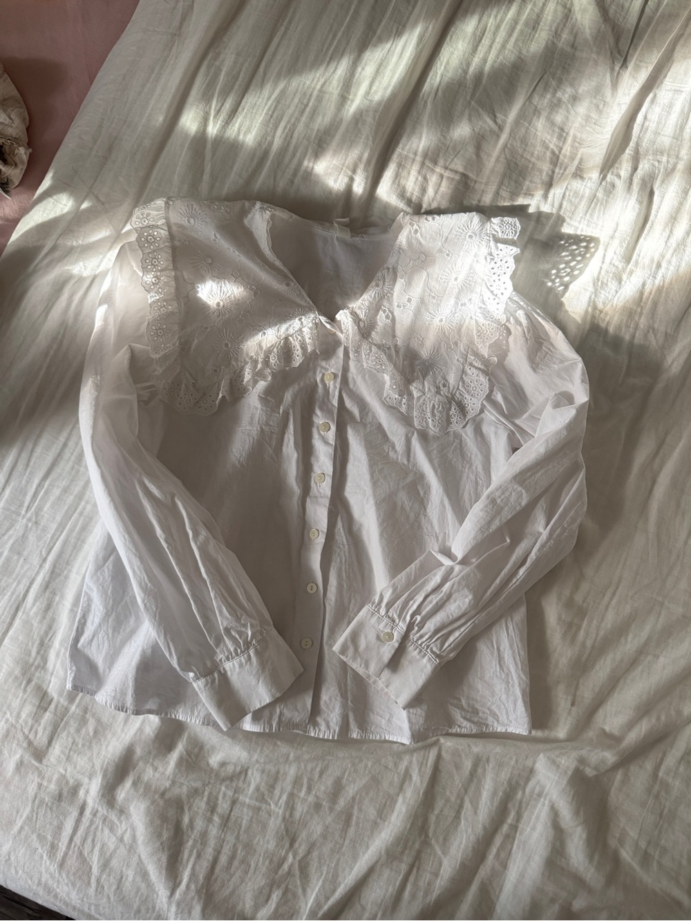 Mango White lace blouse with floral embroidery and ruffled collar